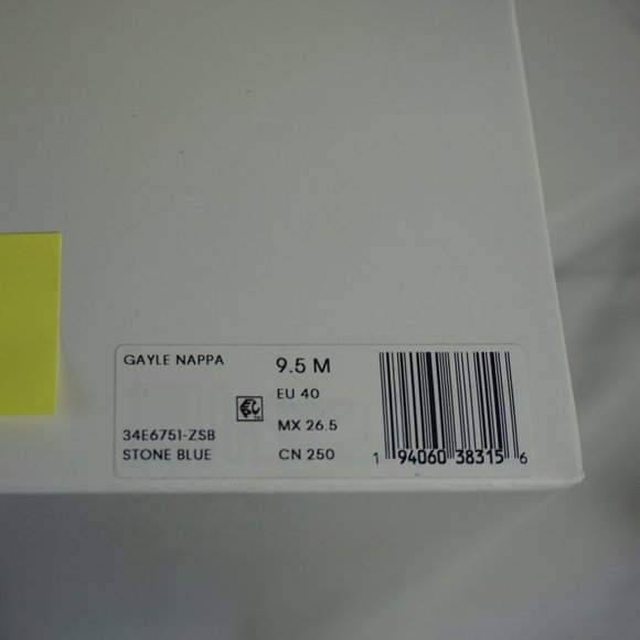 Calvin Klein Gayle Nappa Stone Blue SIZE 9.5M - Picture 12 of 12